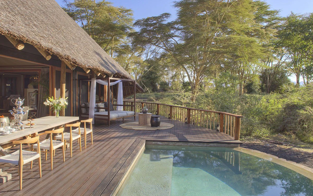 Exterior view of a private heated plunge pool at one of Finch Hattons