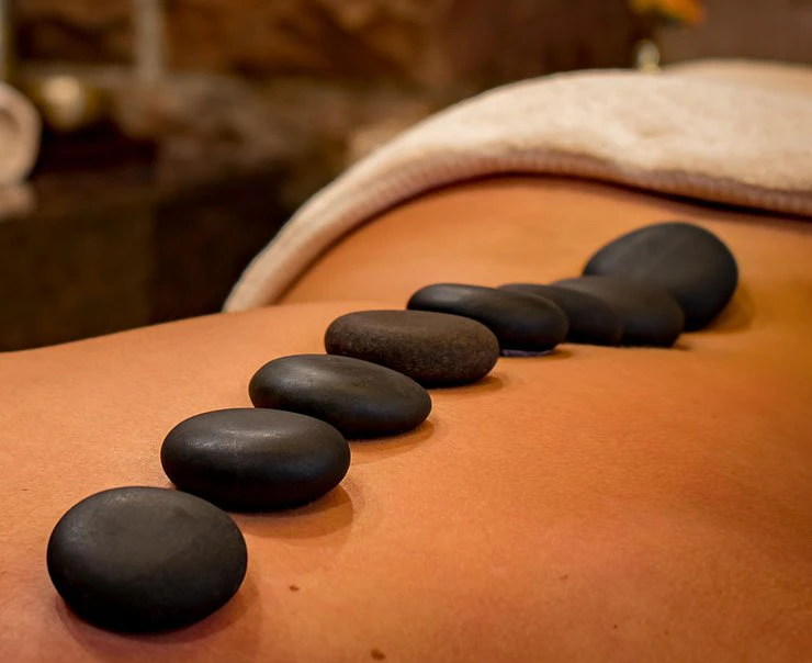 QENP-experience-image-spa-and-wellness-square