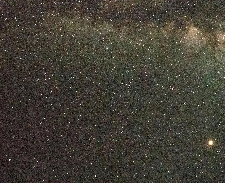 kalahari-dinaka-safari-lodge-experience-stargazing-image-square