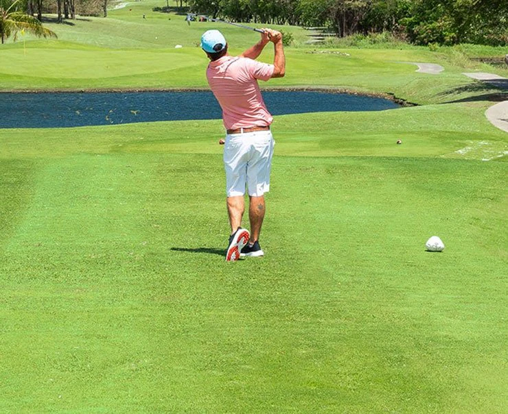 beach-landing-page-experience-square-golf