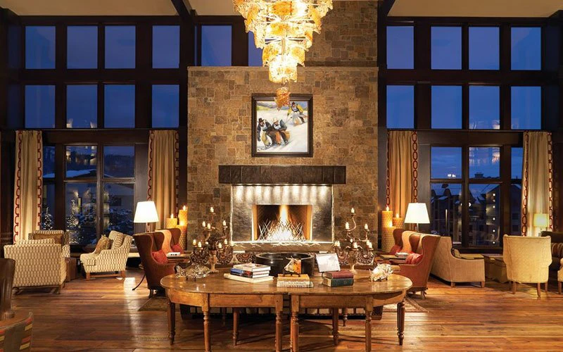 Flat Tops Peak Penthouse Steamboat Springs Ski-in/Ski-out condo with vaulted ceilings and mountain views.