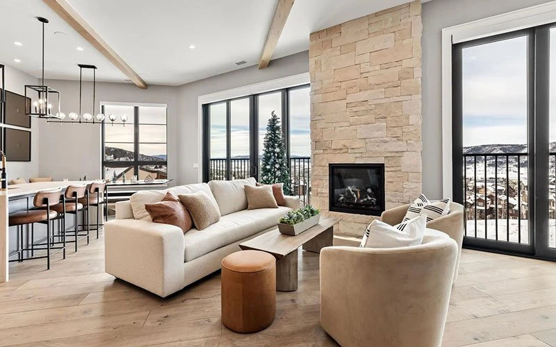Bear Claw Residences No. 1 Steamboat Springs Ski-in/Ski-out condo with open-plan living and fireplace.