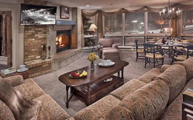 steamboat-ski-in-ski-out-epernay-at-chateauc-chamonix Epernay at Chateaux Chamonix Steamboat Springs Ski-in/Ski-out condo with cozy gas fireplace and dining area.